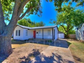 314 W Peach St in Midwest City, OK - Building Photo - Building Photo