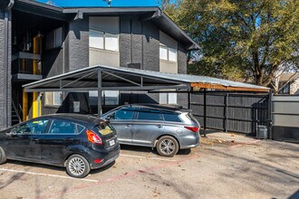 Drake in Dallas, TX - Foto de edificio - Building Photo