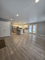 1796 E Lake Mitchell Dr in Cadillac, MI - Building Photo