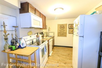 1026 Bertrand St in Manhattan, KS - Building Photo - Building Photo