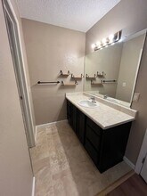 5725 Sage Dr in Bakersfield, CA - Building Photo - Building Photo