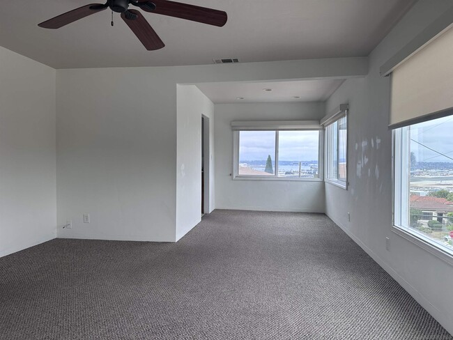 1121 W Redwood St in San Diego, CA - Building Photo - Building Photo