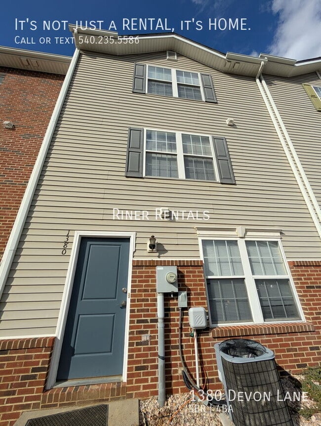 1380 Devon Ln