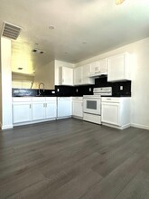 7130 Sorcey Rd in Dallas, TX - Building Photo - Building Photo