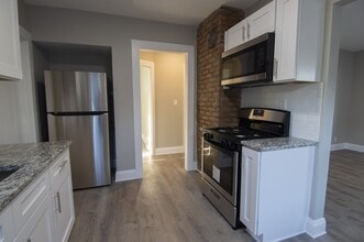 3574 W 147th St in Cleveland, OH - Building Photo - Building Photo