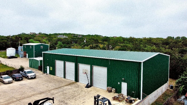 10107 Signal Hill Rd in Austin, TX - Foto de edificio - Building Photo