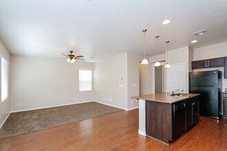 9345 W Grand Sky Ave in Las Vegas, NV - Building Photo - Building Photo