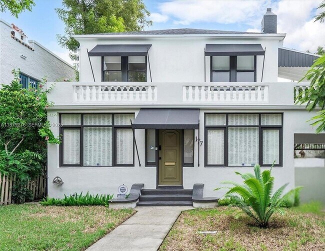 property at 177 NE 44th St