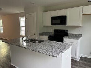 844 Summerwood Ln in Columbia, SC - Building Photo - Building Photo