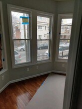 264 1/2 Garside St, Unit 1 in Newark, NJ - Foto de edificio - Building Photo