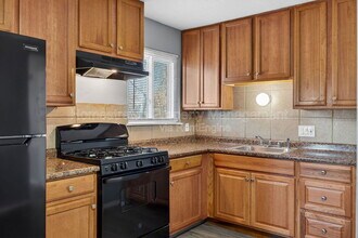 2515 Valley Brook Dr in Florissant, MO - Building Photo - Building Photo