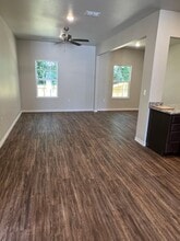 127-129 Village N in Gladewater, TX - Building Photo - Building Photo