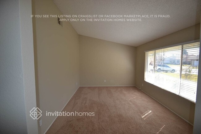 213 Arbor Crest Way in Sacramento, CA - Building Photo - Building Photo