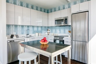 400 W 113th St in New York, NY - Building Photo - Building Photo