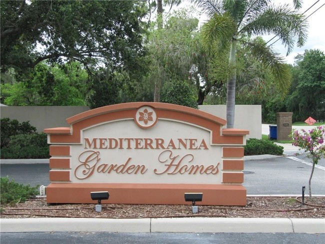 Mediterranea Garden Homes in Sarasota, FL - Foto de edificio - Building Photo