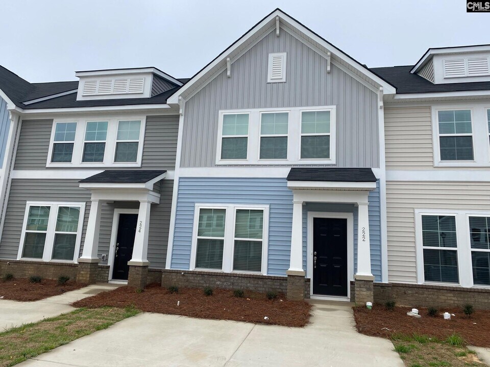 222 Bluewing Dr in Columbia, SC - Building Photo