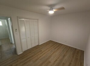 2729-31 Snowdrop St in San Diego, CA - Building Photo - Building Photo