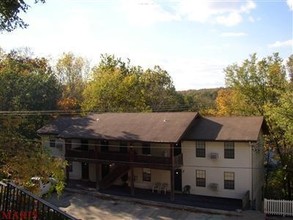 Bridleton Woods Apartments in Fenton, MO - Foto de edificio - Building Photo