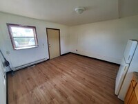 913 S Main St, Unit 1 photo'