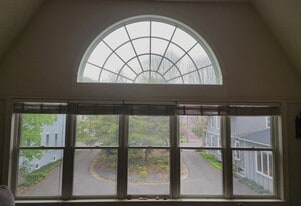 411 N Geneva St, Unit Apt 1 in Ithaca, NY - Building Photo
