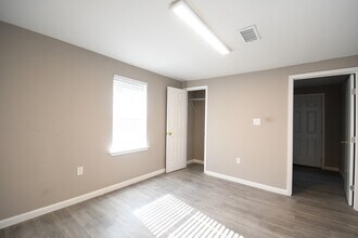 411 W 29th Ave in Covington, LA - Building Photo - Building Photo