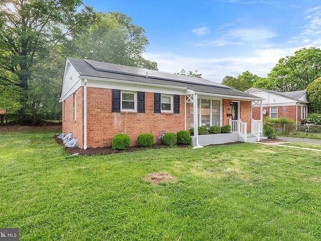 2711 Edfeldt Dr in District Heights, MD - Building Photo - Building Photo