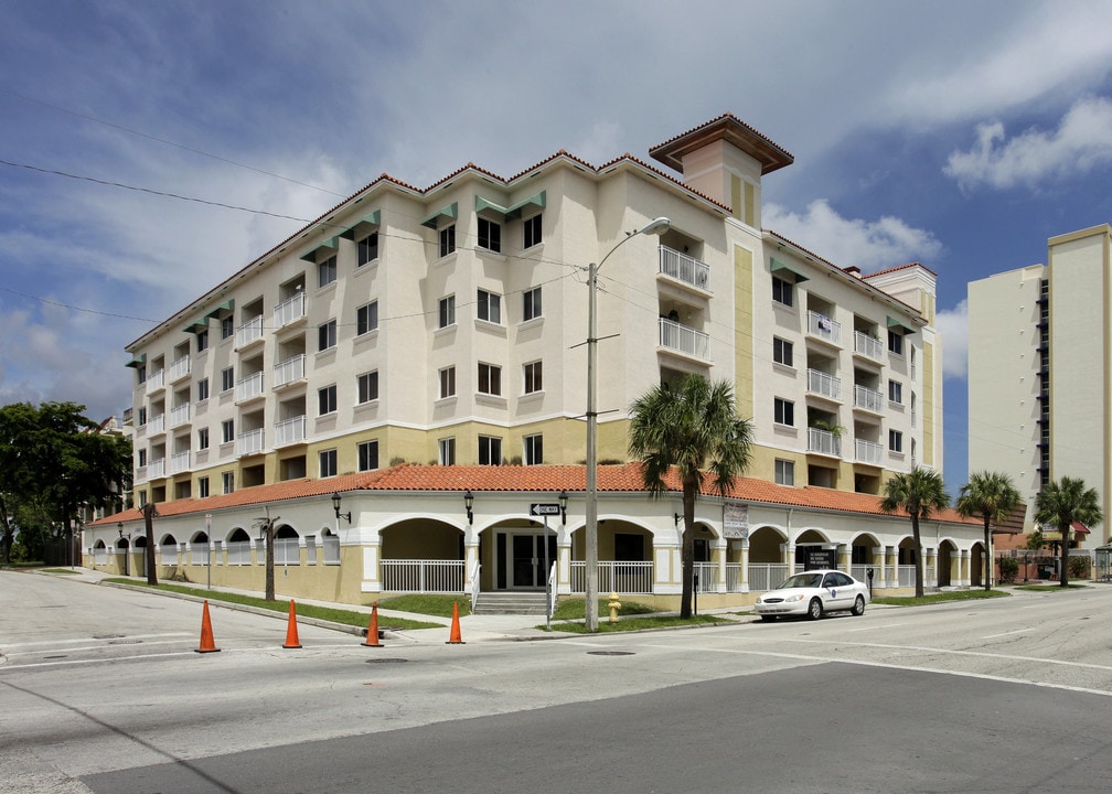 Villas Godoy in Miami, FL - Building Photo