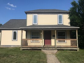 1014 Bemidji Ave N in Bemidji, MN - Building Photo