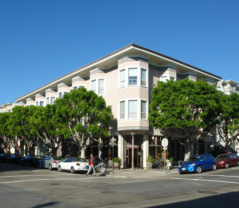 201-211 Steiner St in San Francisco, CA - Building Photo