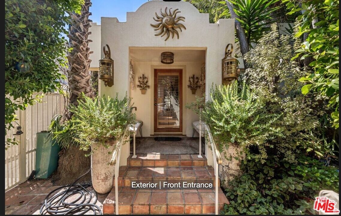 9060 Harland Ave in West Hollywood, CA - Building Photo