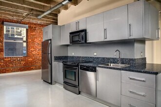 Marley Lofts in Los Angeles, CA - Building Photo - Building Photo