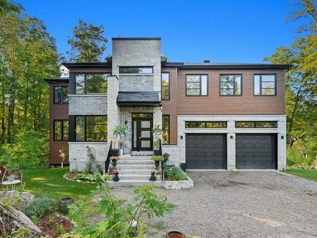 property at 14 Chem. Hammond