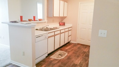 Ashton Place Apartments in Crossville, TN - Building Photo - Building Photo