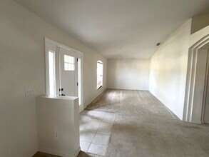 2712 NE 26th St in Ocala, FL - Building Photo - Building Photo