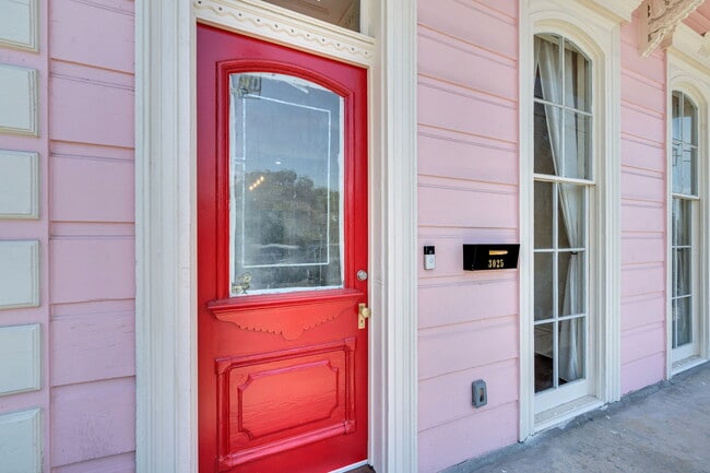 3025 Saint Claude Ave in New Orleans, LA - Building Photo - Building Photo