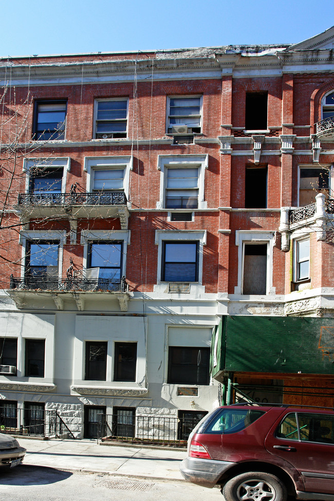 36 W 83rd St in New York, NY - Building Photo - Building Photo