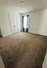 16955 Marie Vlg Dr in Conroe, TX - Building Photo - Building Photo