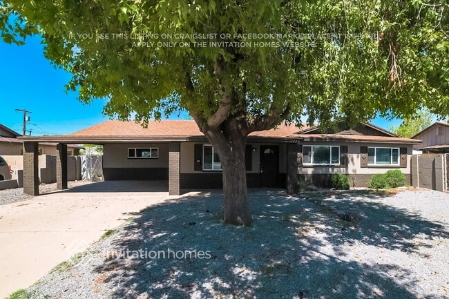 property at 3326 W Larkspur Dr