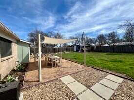 2708 Janet Way in Plano, TX - Building Photo