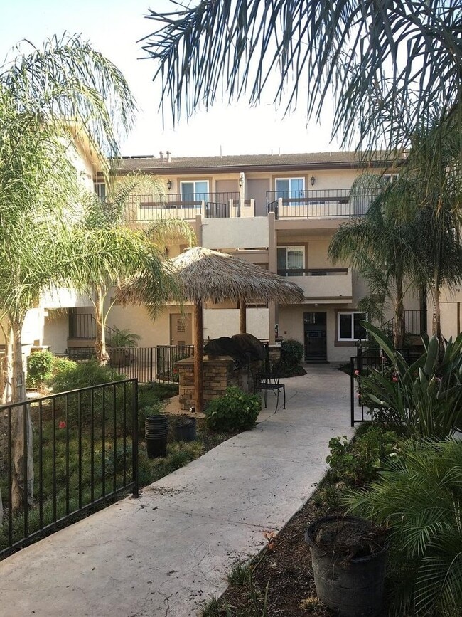 1216 Patricia St in Simi Valley, CA - Building Photo - Building Photo