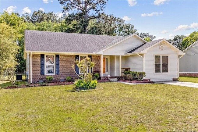 6837 Woodmark Dr in Fayetteville, NC - Building Photo - Building Photo