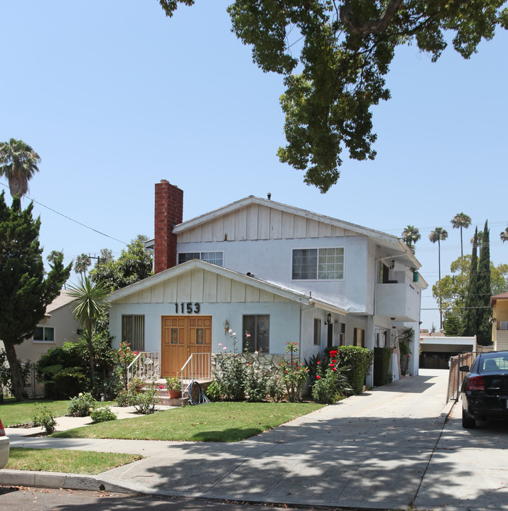 1153 Winchester Ave in Glendale, CA - Foto de edificio