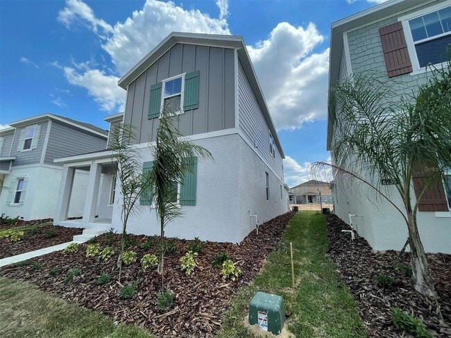 6241 Blissful St in Clermont, FL - Building Photo - Building Photo