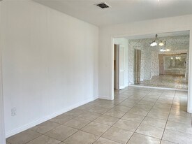 7110 Foxmar Ln in Humble, TX - Building Photo