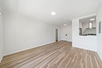 254 S Madison Ave in Pasadena, CA - Building Photo - Building Photo