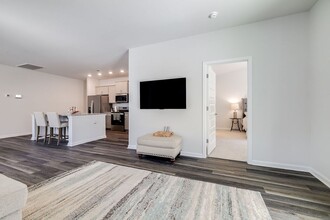 151 Holloway Hl in Pooler, GA - Building Photo - Building Photo