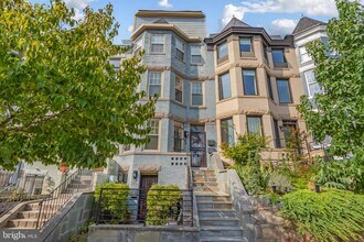 26 T St NE in Washington, DC - Building Photo - Building Photo