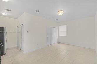 9341 SW 171st Ct in Miami, FL - Building Photo - Building Photo