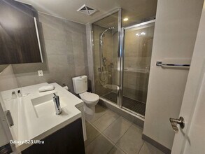 300 Front St W, Unit SI ID1471501P in Toronto, ON - Building Photo - Building Photo