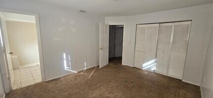 525 Altoona St NW in Port Charlotte, FL - Building Photo - Building Photo